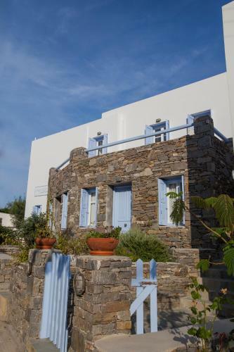 Astarti Apartments