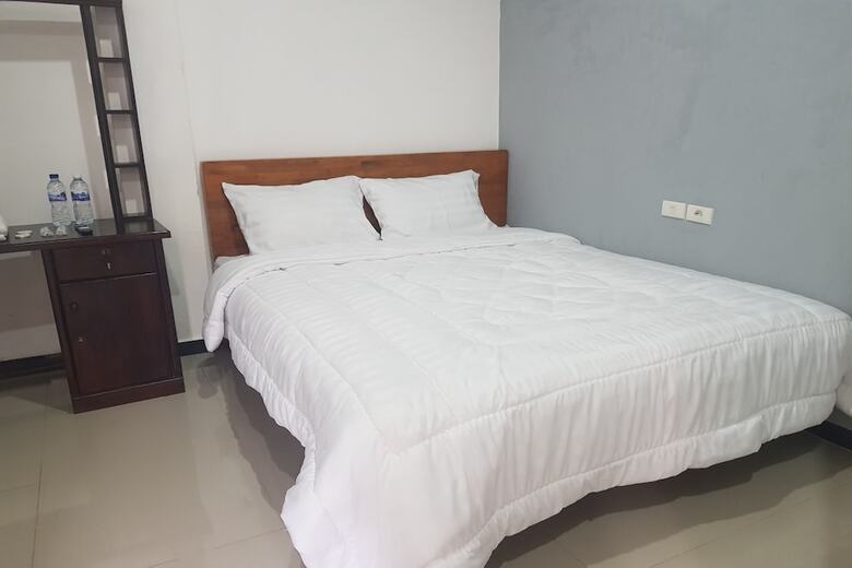 Hotel Oyo 93709 Rose Inn 2