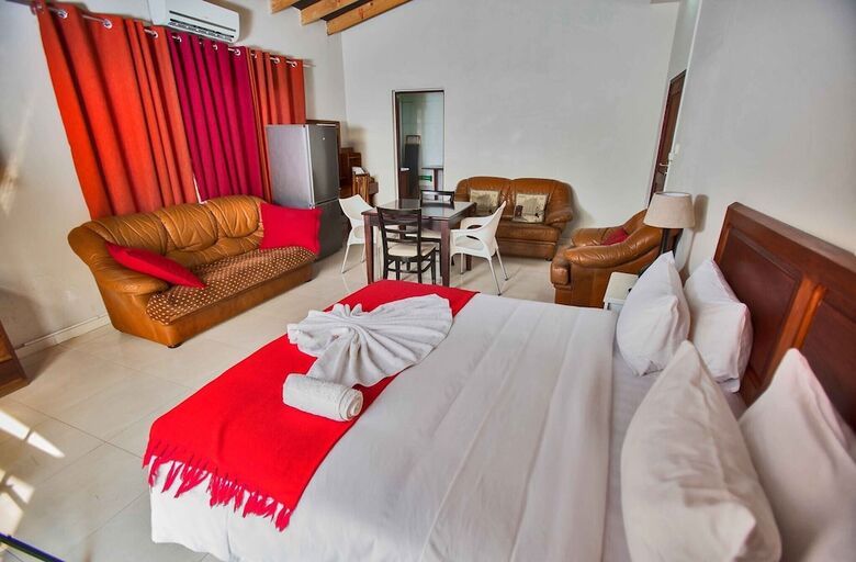 Bed & Breakfast Lidias Guest House