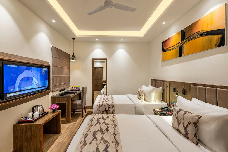 Hotel Lords Eco Inn Dehradun