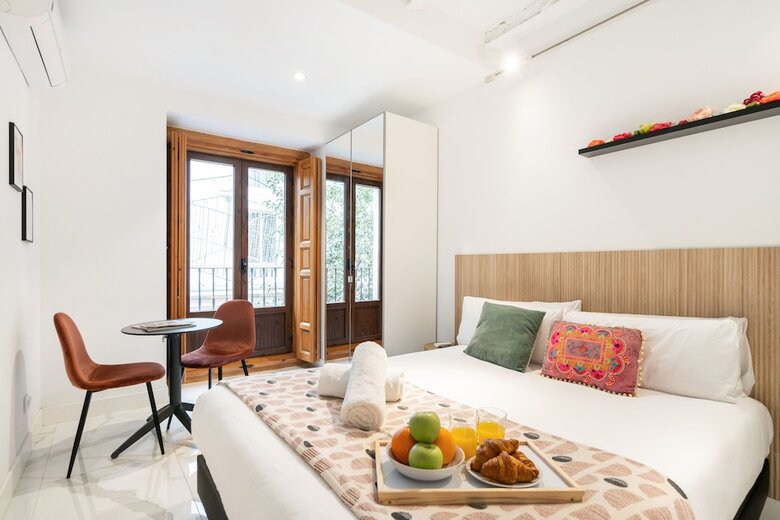 Aparthotel Dobo Madrid Luna