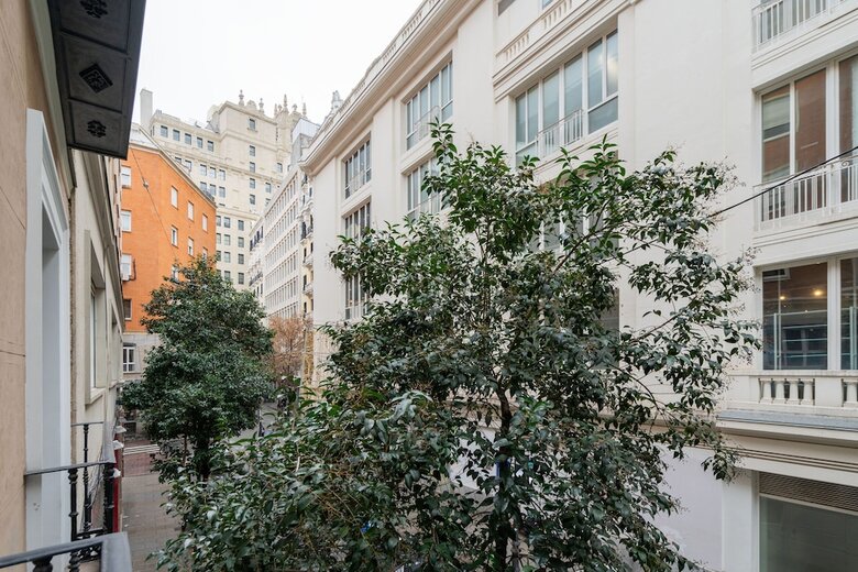 Aparthotel Dobo Madrid Luna