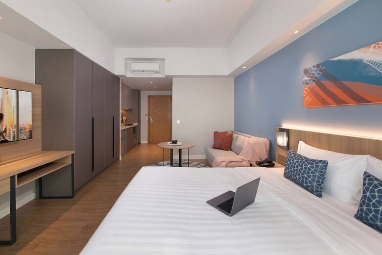 Hotel Citadines Roces Quezon City