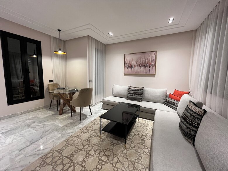 Aparthotel Les Joyeux Luxury Suites & Appart