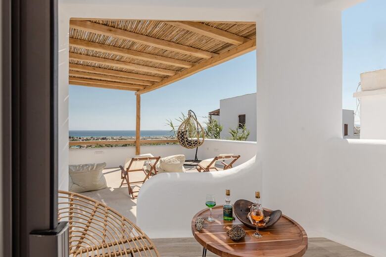 Naxos Contelibro