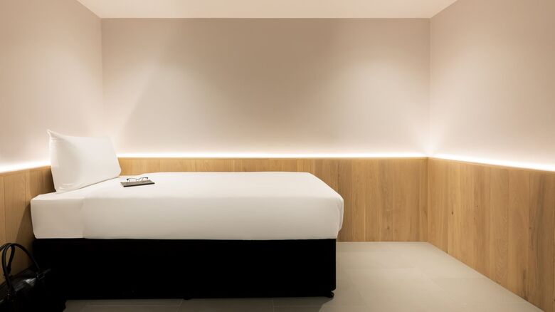 Zedwell Underground Hotel Tottenham Court Road