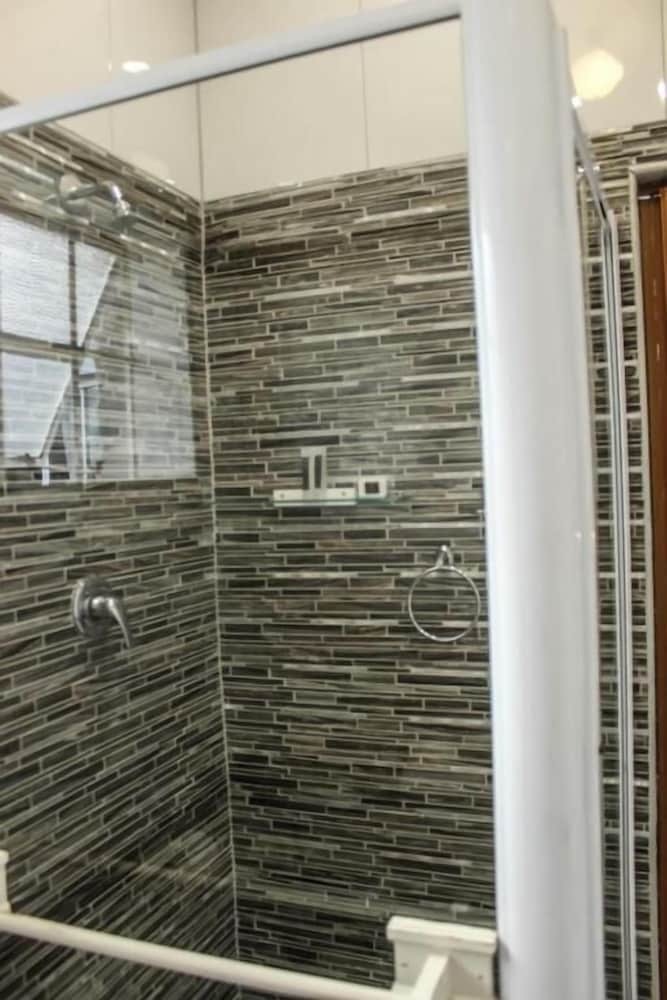 Semeni Asante Guesthouse