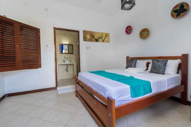 Hotel Pontoon Residence & Suites