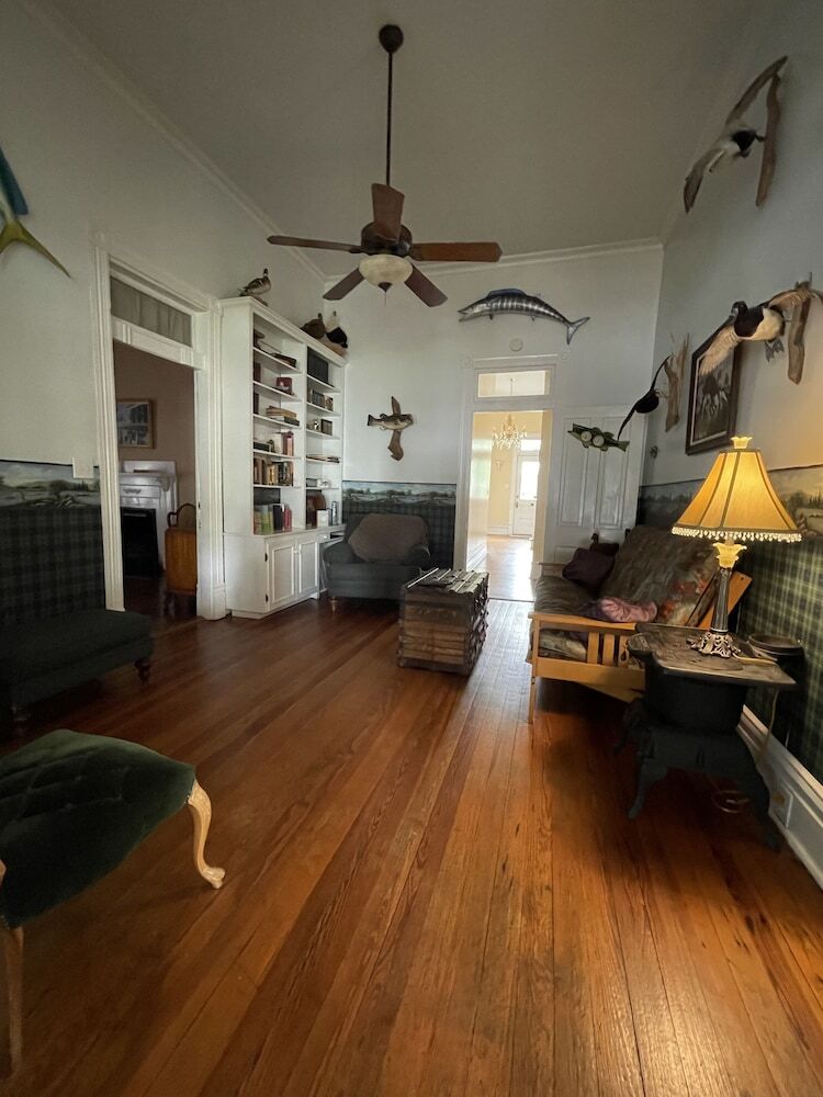 Bed & Breakfast Carriage Lane Inn