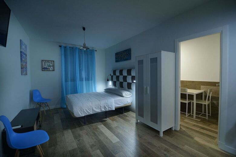 Aparthotel Apartamentos El Volante II