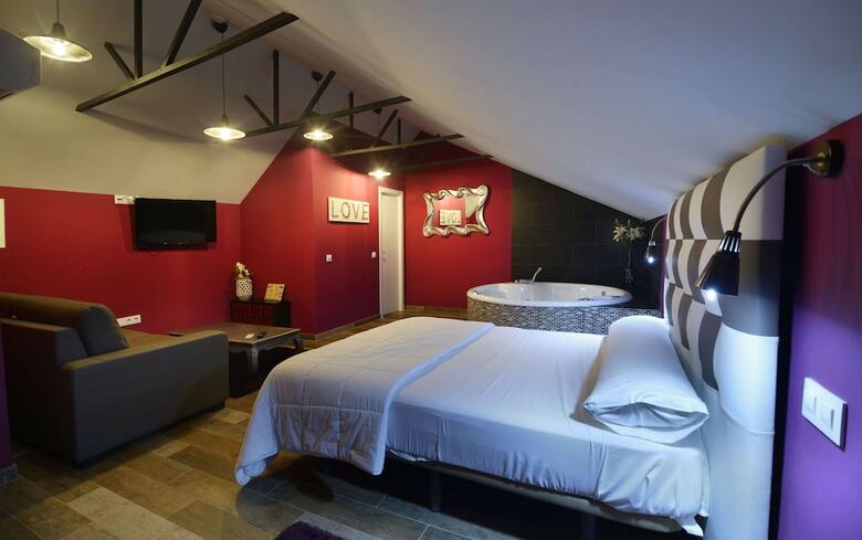 Aparthotel Apartamentos El Volante II