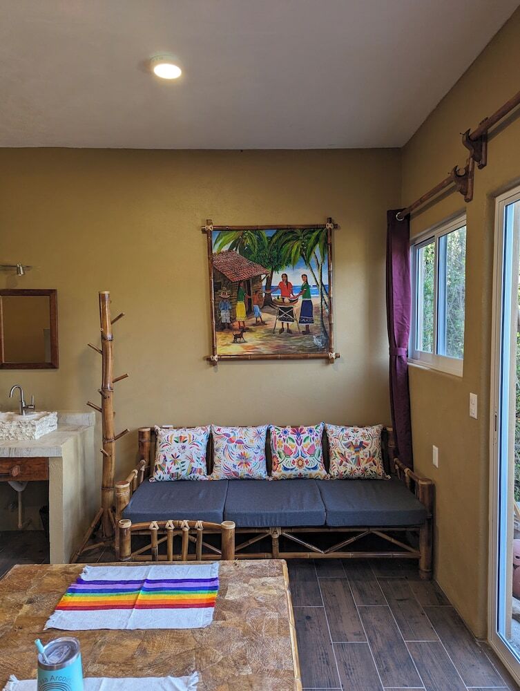 Bed & Breakfast Casa Arcoiris Zihuatanejo
