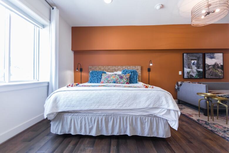 Bishop Arts Hotel By Qresorts.