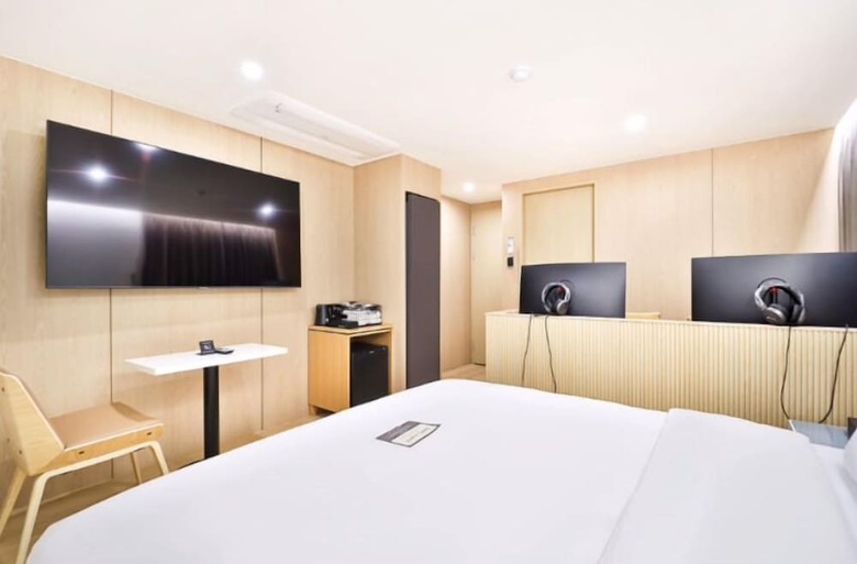 Brown Dot Hotel Yeongdo Daegyo