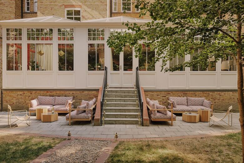 Hotel Ember Locke Kensington
