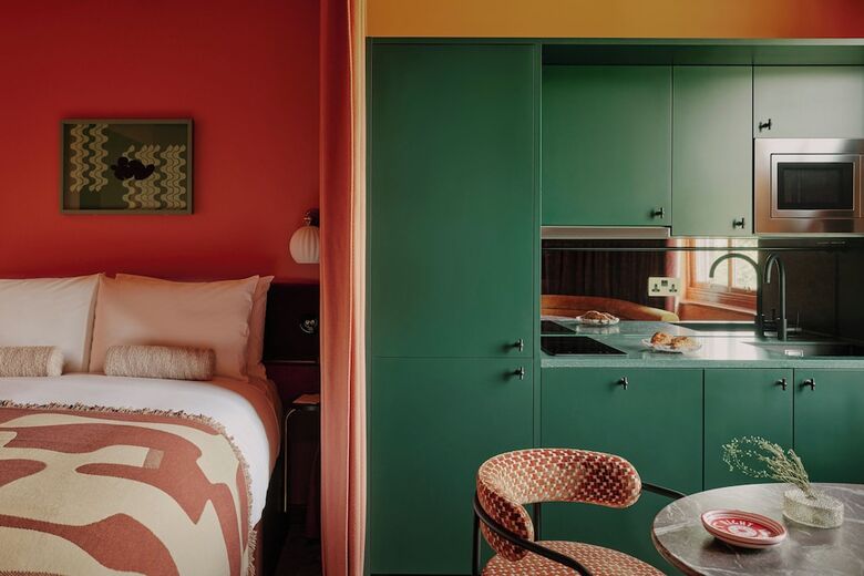 Hotel Ember Locke Kensington