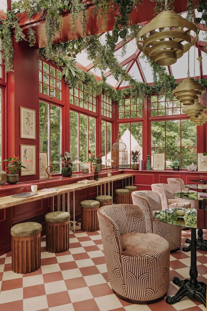 Hotel Ember Locke Kensington
