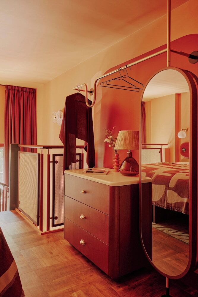 Hotel Ember Locke Kensington