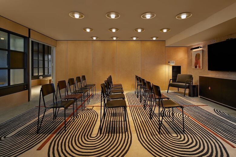 Hotel Moxy Sydney Airport