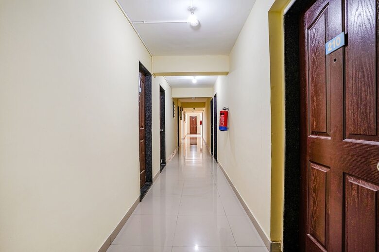 Hotel Fabexpress Samruddhi Park Inn