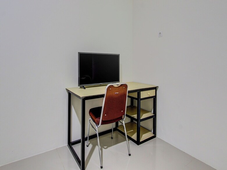 Hotel Oyo 92477 Anugrah Kostel Syariah
