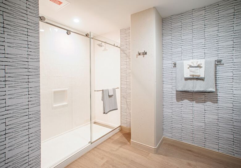 Cambria Hotel Austin Downtown