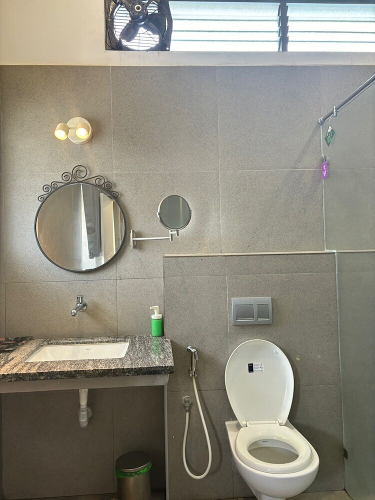 Hotel Truliv Villa Cabana