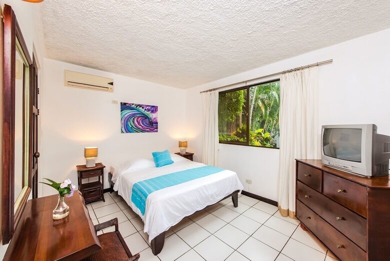 Hotel Pueblo Dorado