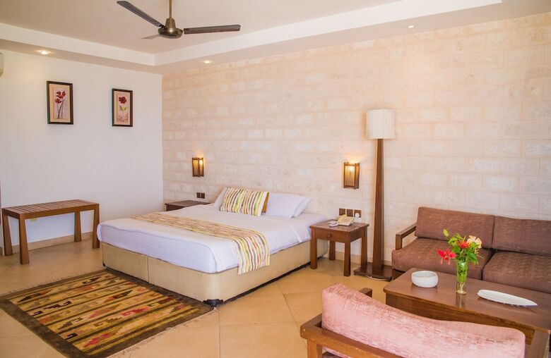 Hotel Nyali Beach Holiday Resort