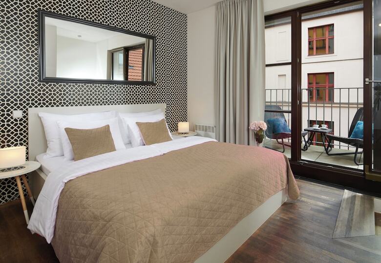 4 Arts Apartments By Adrez Living
