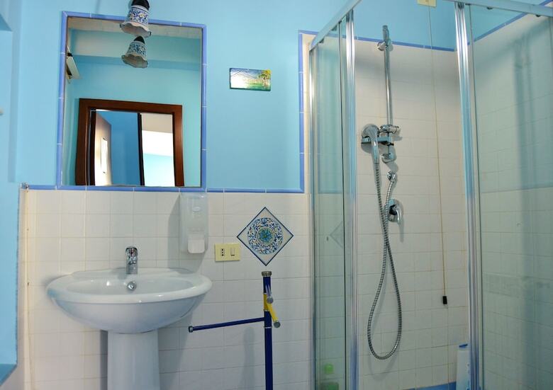 Bed & Breakfast B B S Elia Villa Surrounded By Greenery Inside The Historic Dubini Park
