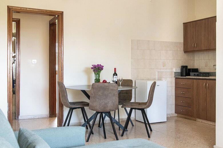 Room-one Bedroom Apartment In Paphos