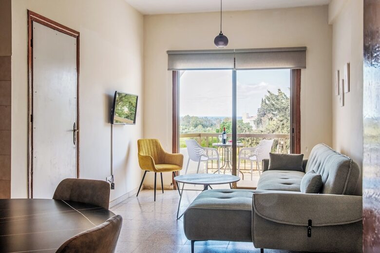 Room-one Bedroom Apartment In Paphos