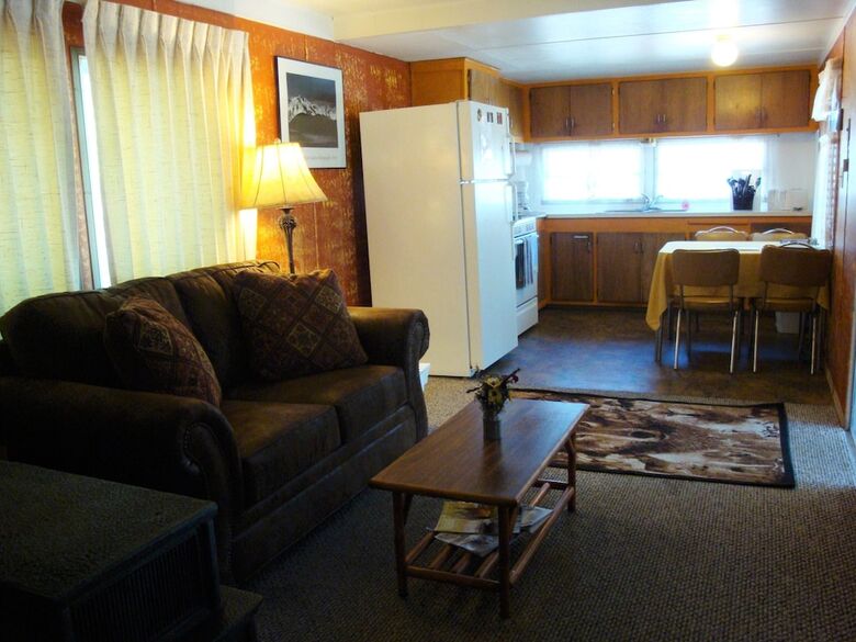 Hotel Yellowstone Wildlife Cabins