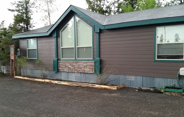 Hotel Yellowstone Wildlife Cabins