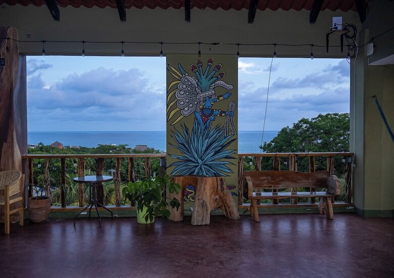 Madre Tierra Hotel & Coworking & Hostal