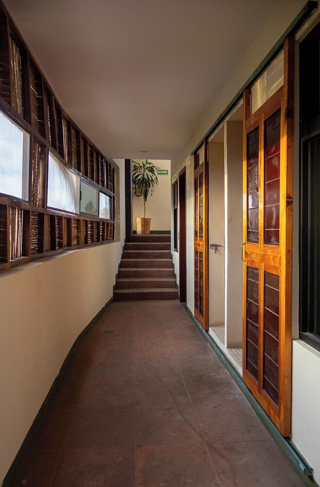 Madre Tierra Hotel & Coworking & Hostal