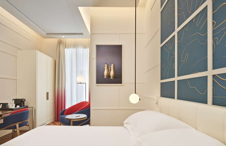 Hotel De Bonart Naples, Curio Collection By Hilton