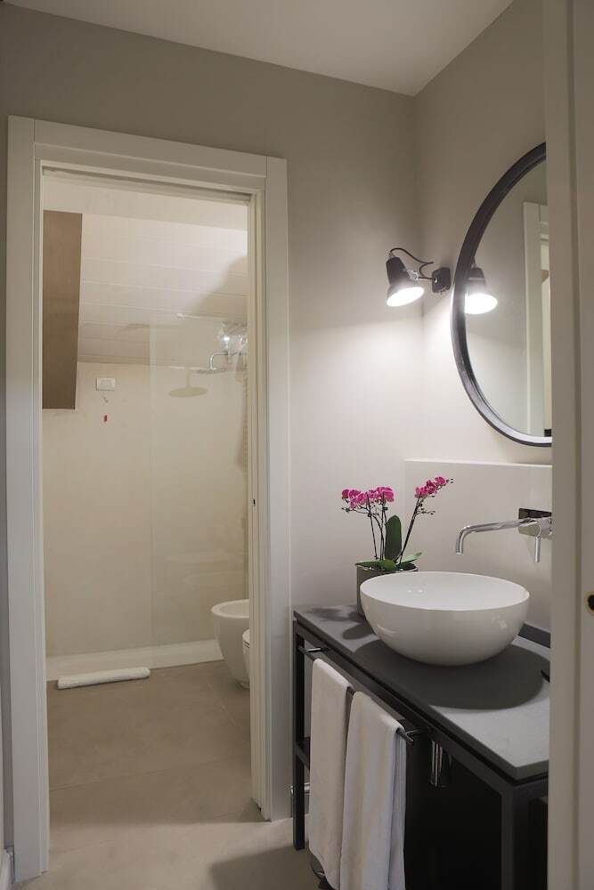 Opera 35 Boutique Hotel