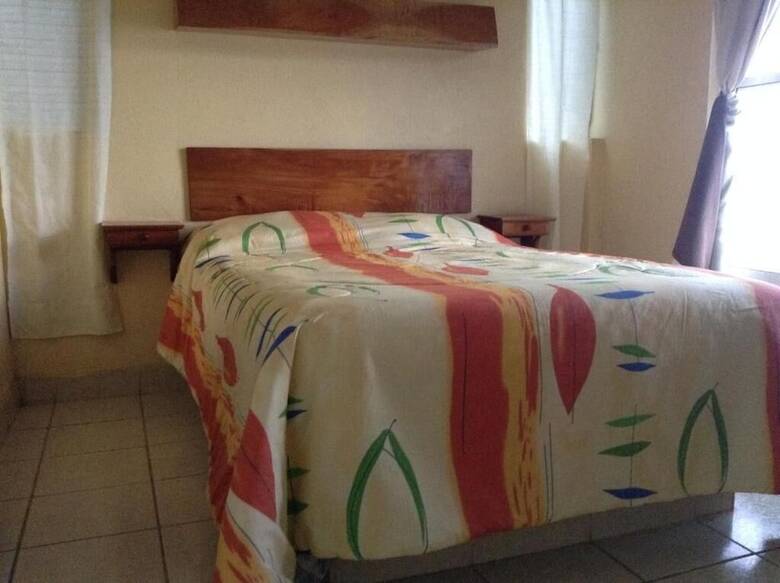 Hotel La Caba�a Del Lago