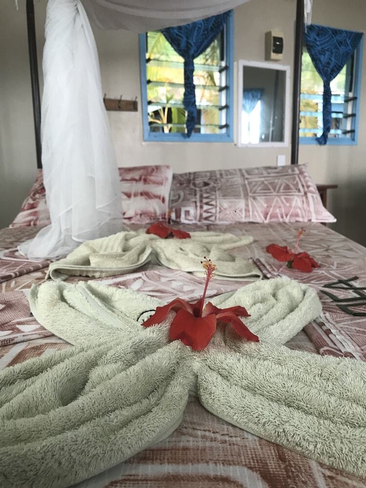 Hotel Litia Sini Beach Fales