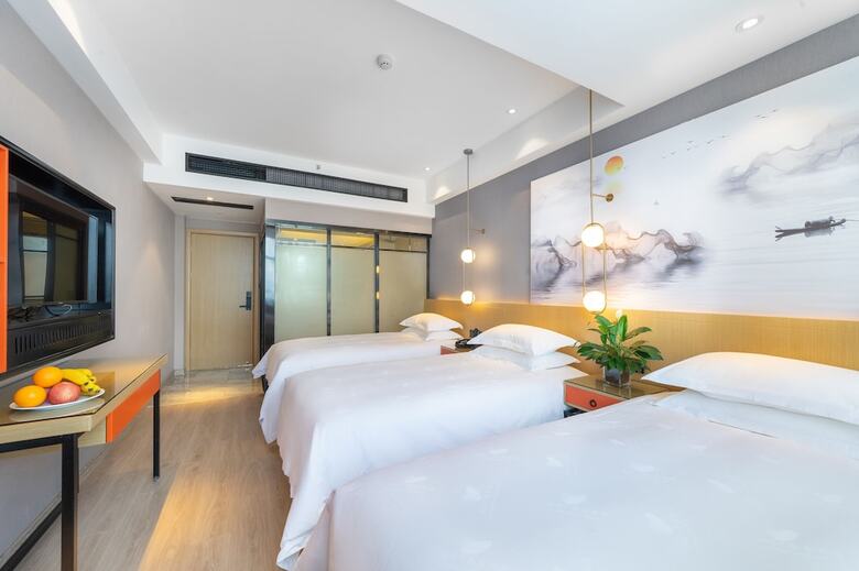 Y� W? Sh� B� Y� M?i J? Hotel