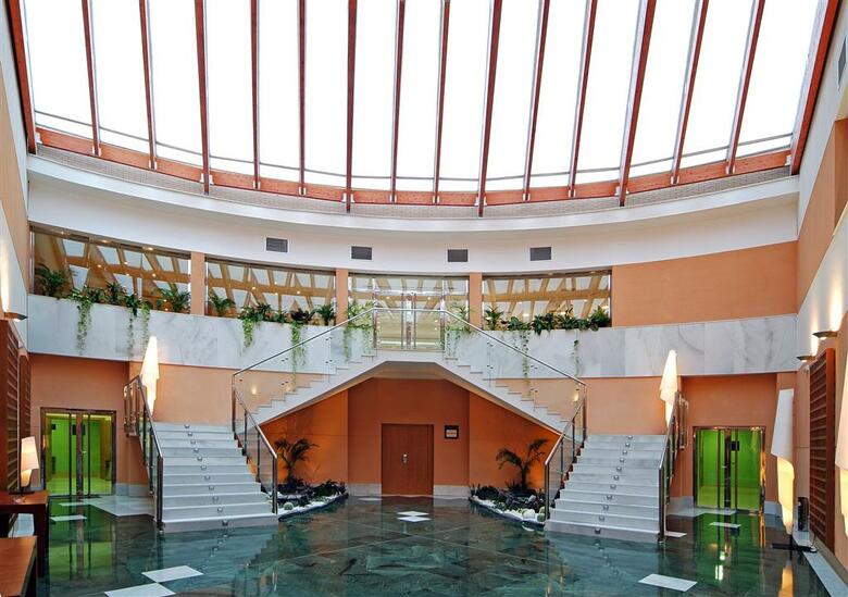Hotel V�rtice Indalo Almer�a
