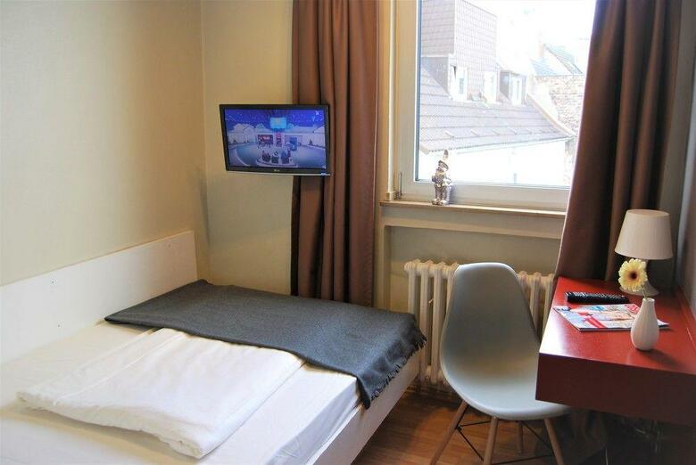 Meininger Hotel K�ln City Center