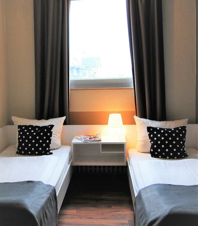 Meininger Hotel K�ln City Center