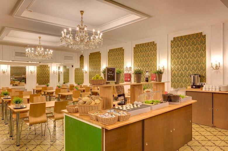 Meininger Hotel K�ln City Center