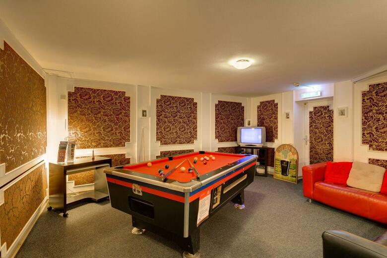 Meininger Hotel K�ln City Center