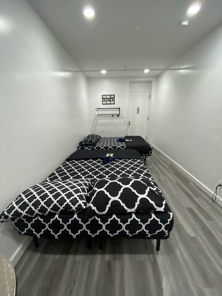 Aparthotel 31 Street Broadway Hotel