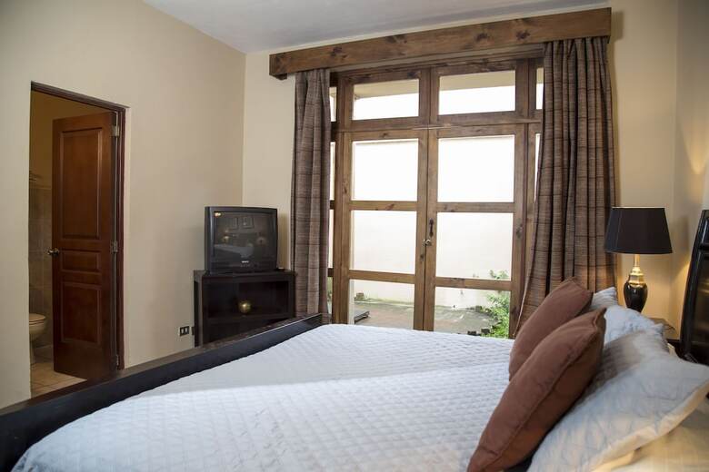 Bed & Breakfast Hotel Casa Nola