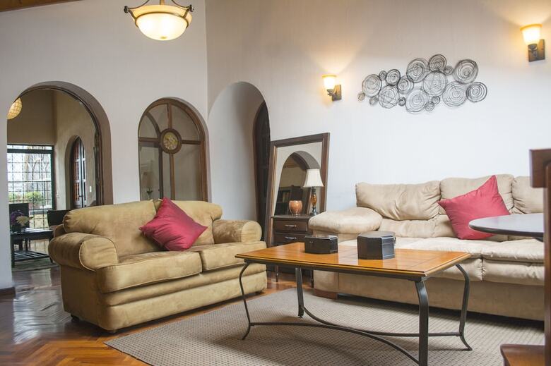Bed & Breakfast Hotel Casa Nola